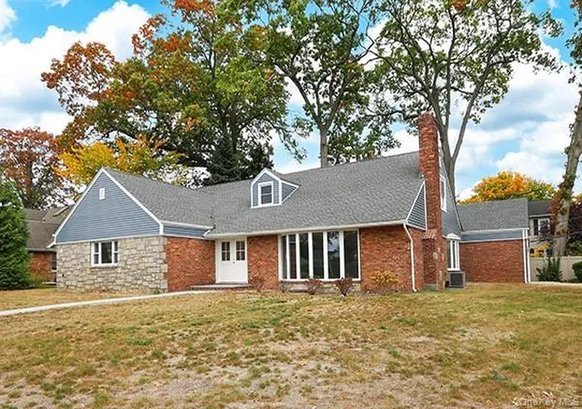 Single family home for sale at 127 Berkshire Rd, Rockville Centre, NY 11570 | MLS# 937394 | Listing updated on 2026-04-30