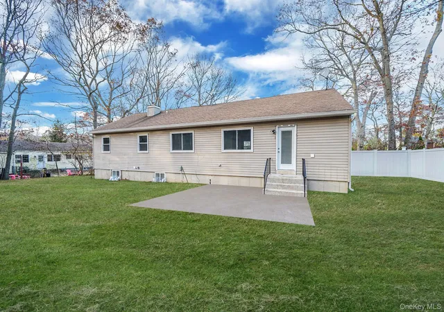 5th image of 14 Clearview, Selden, NY 11784 | MLS# 937472