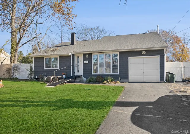 1st image of 3107 Chestnut Ave, Medford, NY 11763 | MLS# 937729