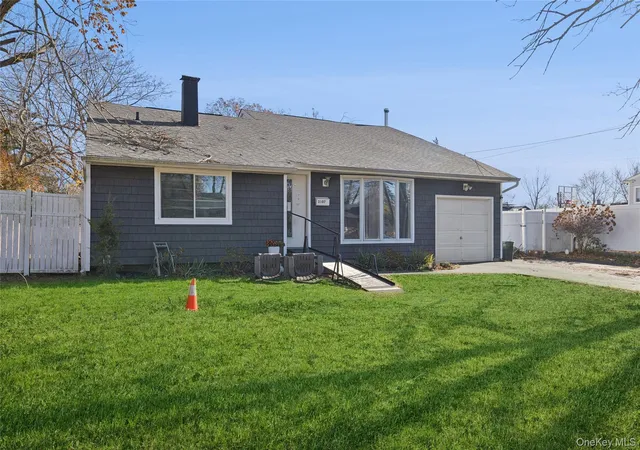 3rd image of 3107 Chestnut Ave, Medford, NY 11763 | MLS# 937729