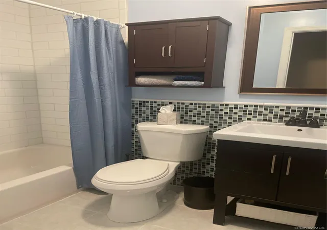 10th image of 4 Marlo Ct, Selden, NY 11784 | MLS# 937766
