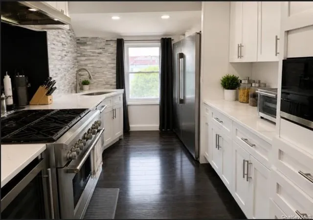 Photo 3 of Single family home for sale at 19201 110th Road, New York, NY 11412 | MLS# 937851 | Listing updated on 2026-08-14