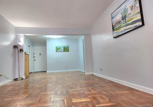 3rd image of 33-27 91 #1J, Jackson Heights, NY 11372 | MLS# 938284