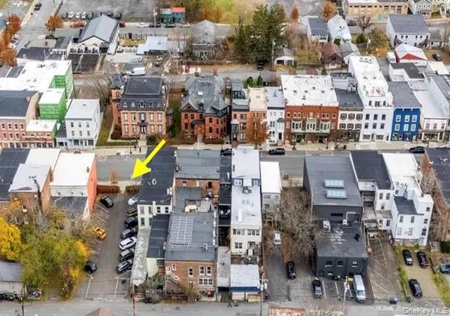 2nd image of 411 Warren St, Hudson, NY 12534 | MLS# 938290