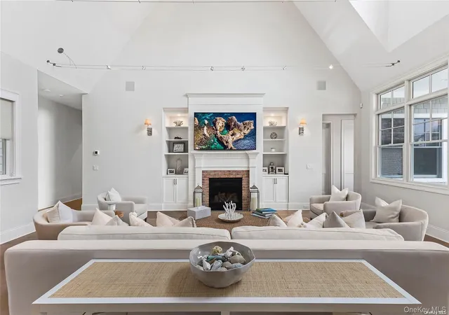 5th image of 2 Emma'S Path, Southampton, NY 11960 | MLS# 938673