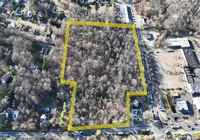5th image of 1 S Airmont Rd, Suffern, NY 10901 | MLS# 938703