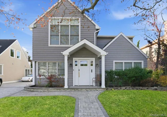 34th image of 1697 Bay Blvd, Atlantic Beach, NY 11509 | MLS# 938872
