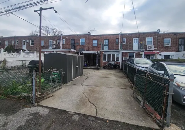 3rd image of 199-27 26 Ave, Flushing, NY 11358 | MLS# 938914
