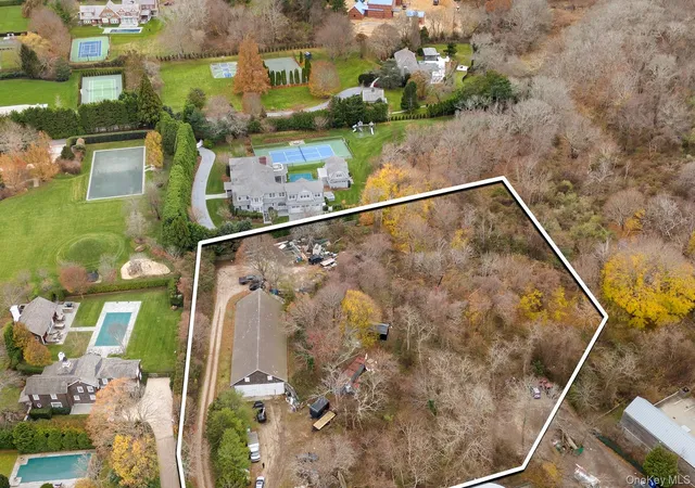 2nd image of 15 Hildreth Ln, Southampton, NY 11937 | MLS# 938917
