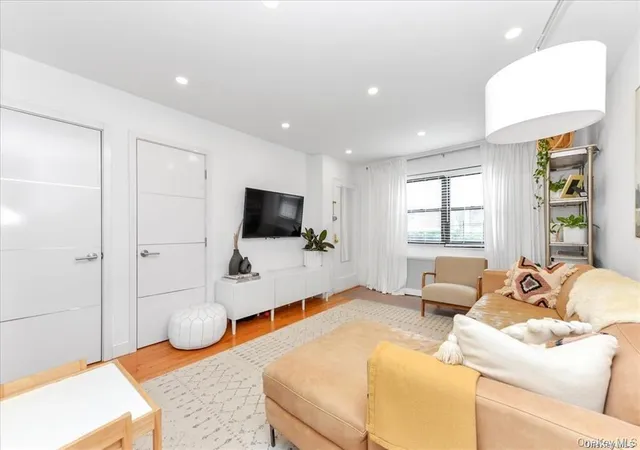 3rd image of 144-11 77 Rd #A, Flushing, NY 11367 | MLS# 939299