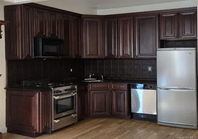 Homes for sale in New York, NY | 235 W 137Th St, New York, NY 10030