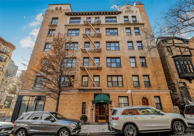 Homes for sale in New York, NY | 140 E 95Th St #3C, New York, NY 10128 | MLS# 939595