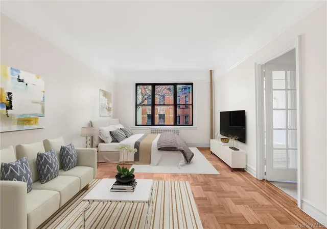 Homes for sale in New York, NY | 140 E 95Th St #3C, New York, NY 10128 | MLS# 939595