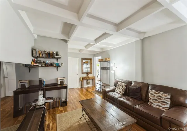 3rd image of 149-32 Union Turnpike #24-A, Flushing, NY 11367 | MLS# 939611
