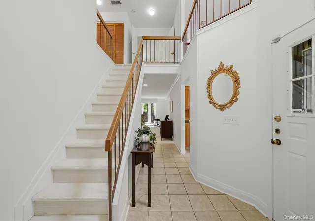 Photo 4 of Sale Pending at 56 Pond View Ct, Ossining, NY 10562 | MLS# 939652 | Listing updated on 2026-08-18