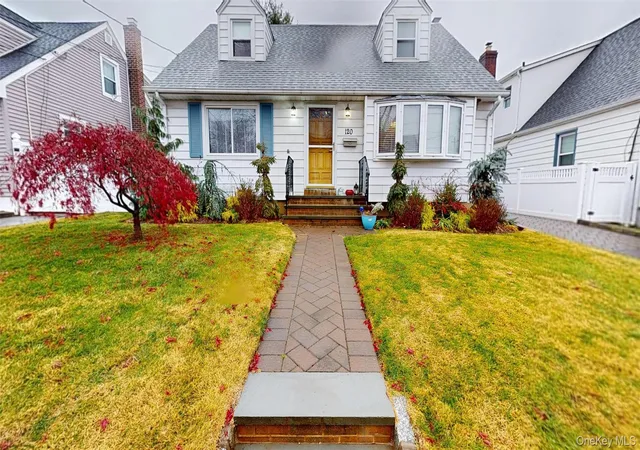 Single Family Residence at 120 Barrymore Blvd, Franklin Square, NY 11010 | MLS# 939698 | | Sold on 2026-03-26