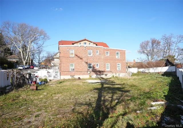 Photo 3 of Multi family home for sale at 2521 127th Street, Flushing, NY 11354 | MLS# 939980 | Listing updated on 2026-07-03