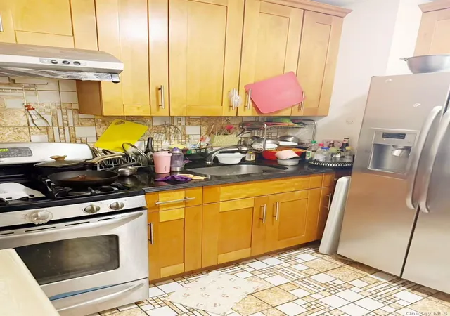 2nd image of The Elm Condominium, Elmhurst, NY 11373
