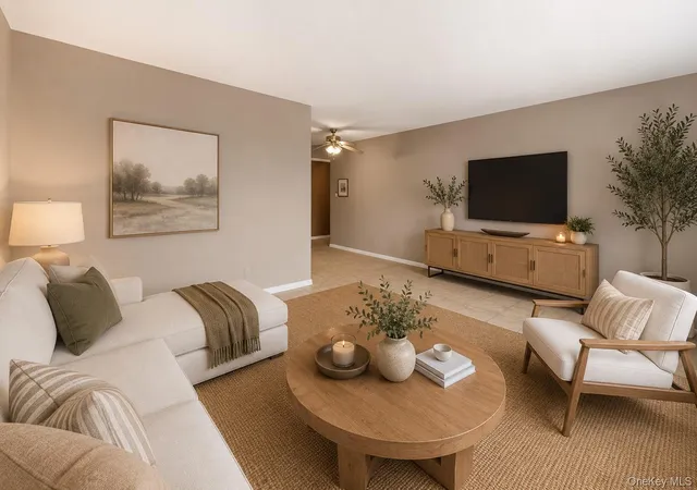 1st image of 8935 155th Ave #3M, New York, NY 11414 | MLS# 940068