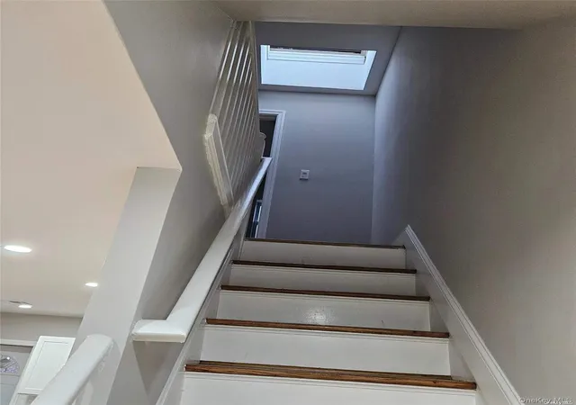 5th image of 1918 Hunt Ave, Bronx, NY 10462 | MLS# 940233