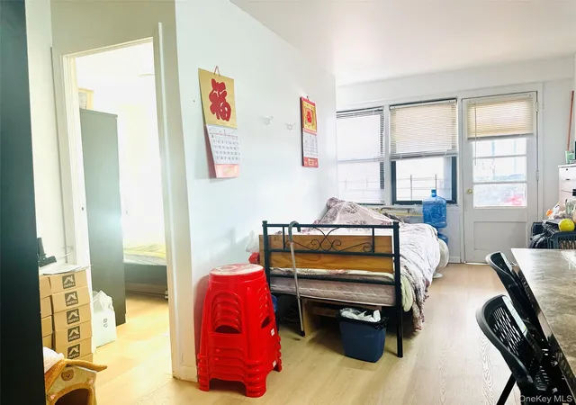 2nd image of 42 55 Colden St #8N, Flushing, NY 11355 | MLS# 940648