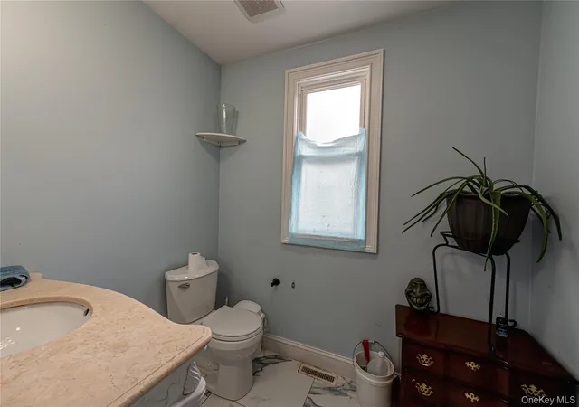 16th image of 85 Bayview Ave, East Patchogue, NY 11772 | MLS# 940691