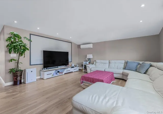 Photo 1 of Single family home for sale at 217 32 Corbett Rd, New York, NY 11361 | MLS# 940887 | Listing updated on 2026-08-29