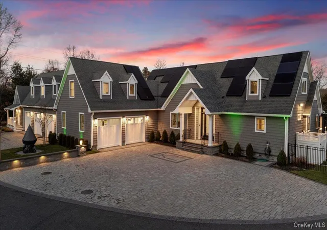 Photo 50 of Mansion for sale at 19 W Tiana Rd, Hampton Bays, NY 11946 | MLS# 940936 | Listing updated on 2026-10-07