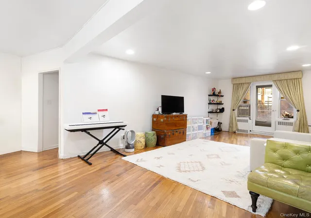 4th image of 104-20 68Th Dr #B22, Forest Hills, NY 11375 | MLS# 941092