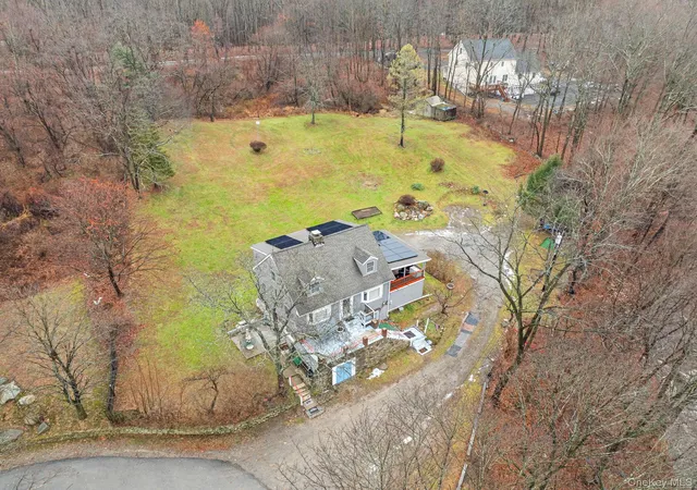 Photo 1 of Single family home for sale at 11 Cross Crk Rd, Philipstown, NY 10516 | MLS# 941328 | Listing updated on 2026-09-16