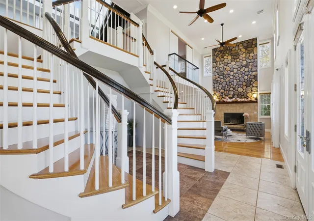 Single family home for sale at 33a Newtown Rd, Hampton Bays, NY 11946 | MLS# 941433 | Listing updated on 2026-06-12