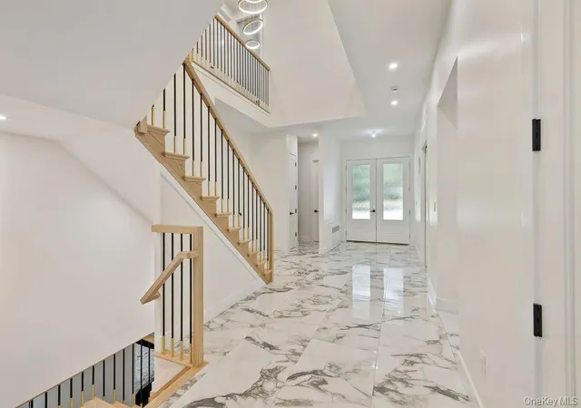 3rd image of 9 Wendover Ln, Suffern, NY 10901 | MLS# 941448