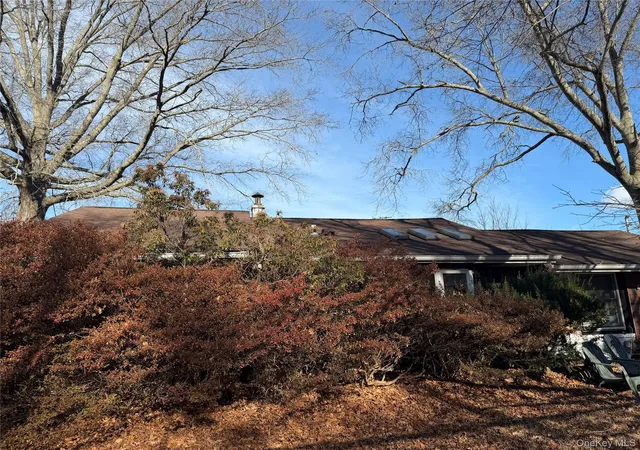 3rd image of 201 Frost Pond Rd, Glen Cove, NY 11542 | MLS# 941586