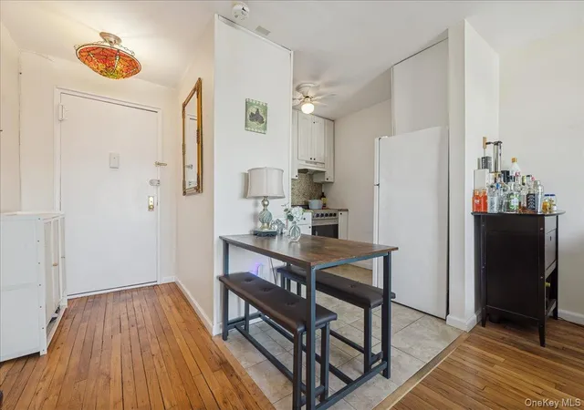 5th image of 855 E Broadway #4G, Long Beach, NY 11561 | MLS# 941593