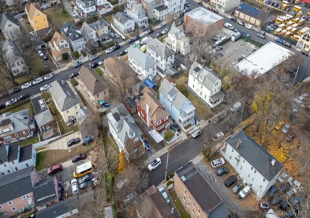 Listing Photo 2 - Condo for sale in building located at 22 Chestnut Pl, Mount Vernon, NY 10553 - Unit #