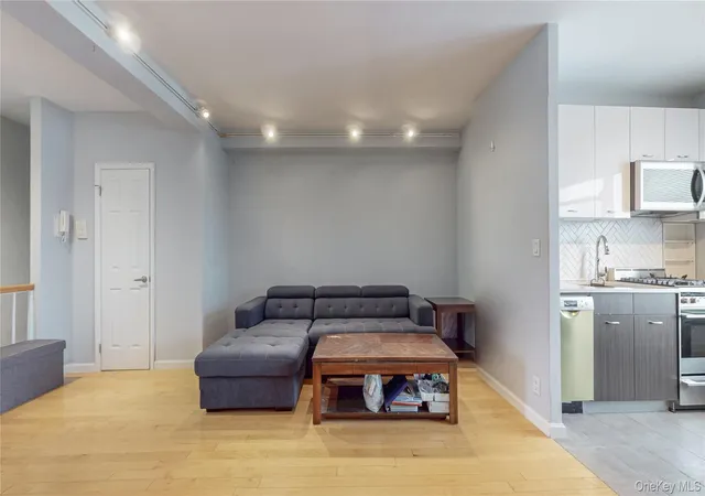 Condo for sale at 99-05 63rd Drive #11R, Rego Park, NY 11374 | MLS# 941704