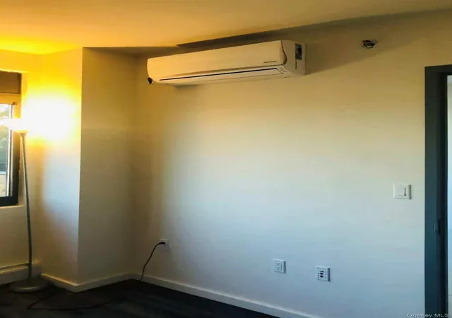 2nd image of 35-08 146Th St, Flushing, NY 11354
