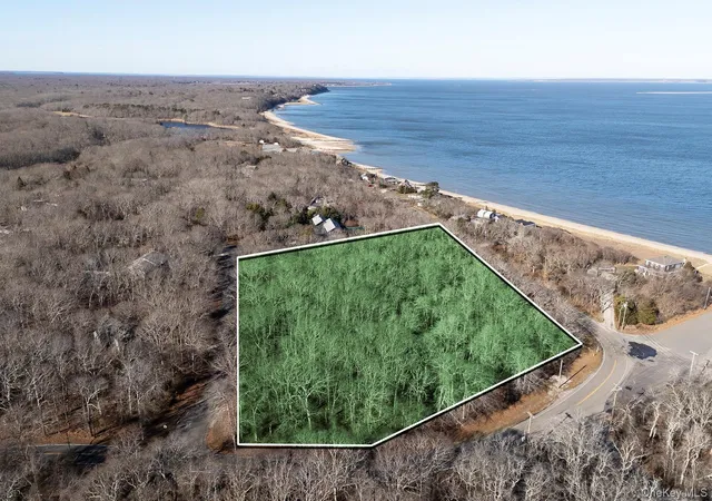 Photo 2 of Land for sale at 15 Cross Hwy, Amagansett, NY 11930 | MLS# 941955 | Listing updated on 2026-06-10