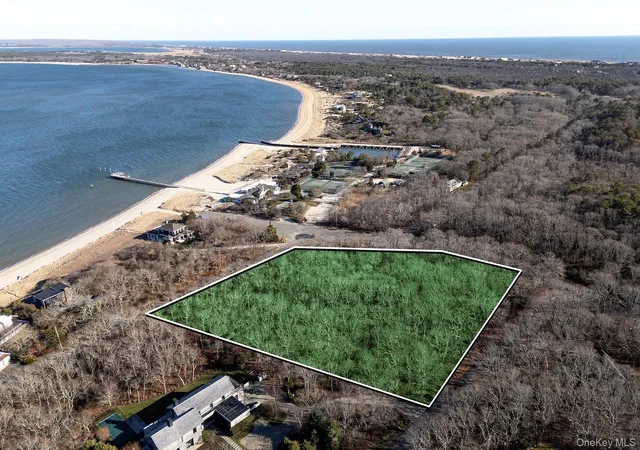Photo 1 of Land for sale at 15 Cross Hwy, Amagansett, NY 11930 | MLS# 941955 | Listing updated on 2026-06-10