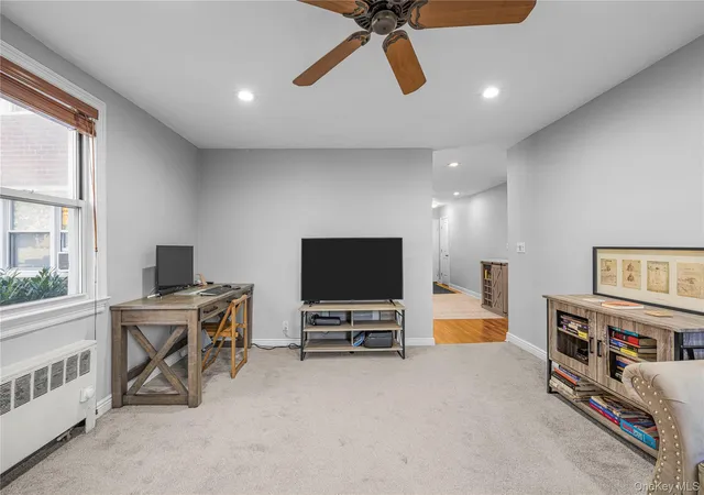 3rd image of 13 Bryant Cres, White Plains, NY 10605