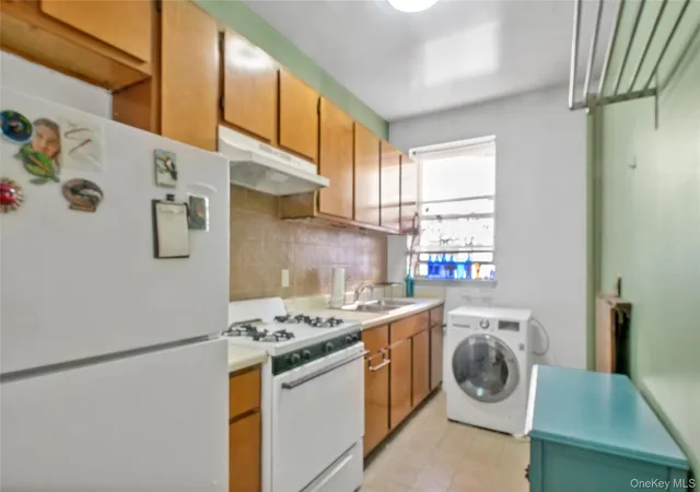 4th image of 2400 Davidson Ave #A24, Bronx, NY 10468 | MLS# 942323