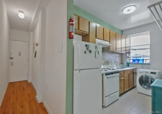 5th image of 2400 Davidson Ave #A24, Bronx, NY 10468 | MLS# 942323