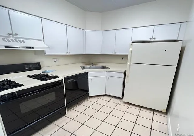 1st image of 66 07 242nd St #13E, Little Neck, NY 11362 | MLS# 942359