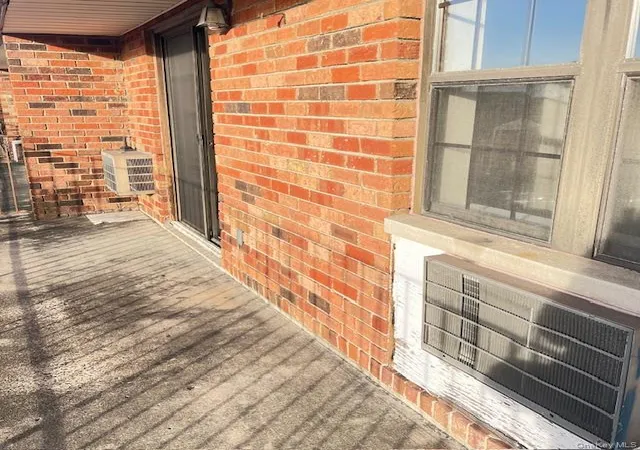 8th image of 66 07 242nd St #13E, Little Neck, NY 11362 | MLS# 942359