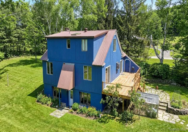 Homes for sale in Fallsburg, NY | 58 Wildwood Dr, Fallsburg, NY 12779 | MLS# 942390