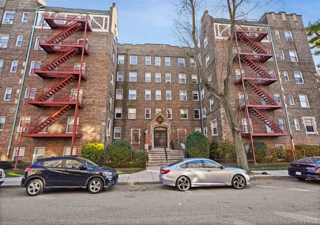 Homes for sale in Mount Vernon, NY | 19 William St #5J, Mount Vernon, NY 10552 | MLS# 942634