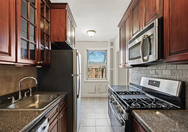 Homes for sale in Mount Vernon, NY | 19 William St #5J, Mount Vernon, NY 10552 | MLS# 942634