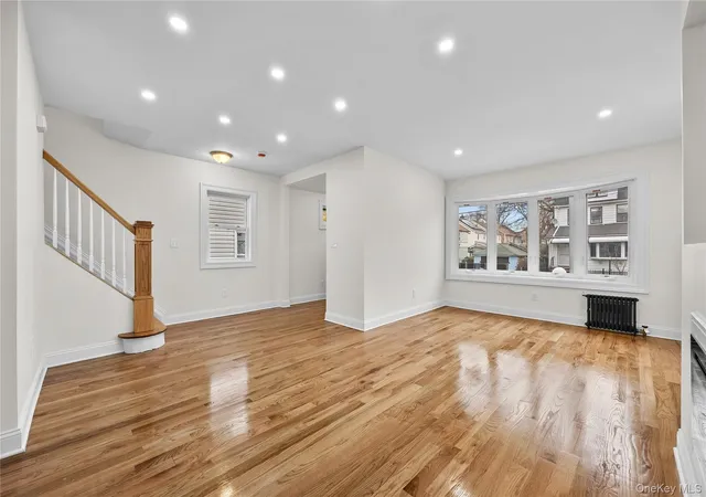 Photo 4 of Sale Pending at 11512 197th Street, Saint Albans, NY 11412 | MLS# 942788 | Listing updated on 2026-05-06