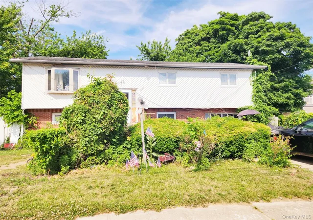 Photo 1 of Sale Pending at 1090 Pinebrook, West Hempstead, NY 11552 | MLS# 942802 | Listing updated on 2026-09-21