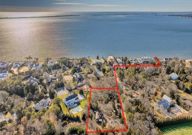 3rd image of 39 Cedar Dr, Southampton, NY 11968 | MLS# 942952